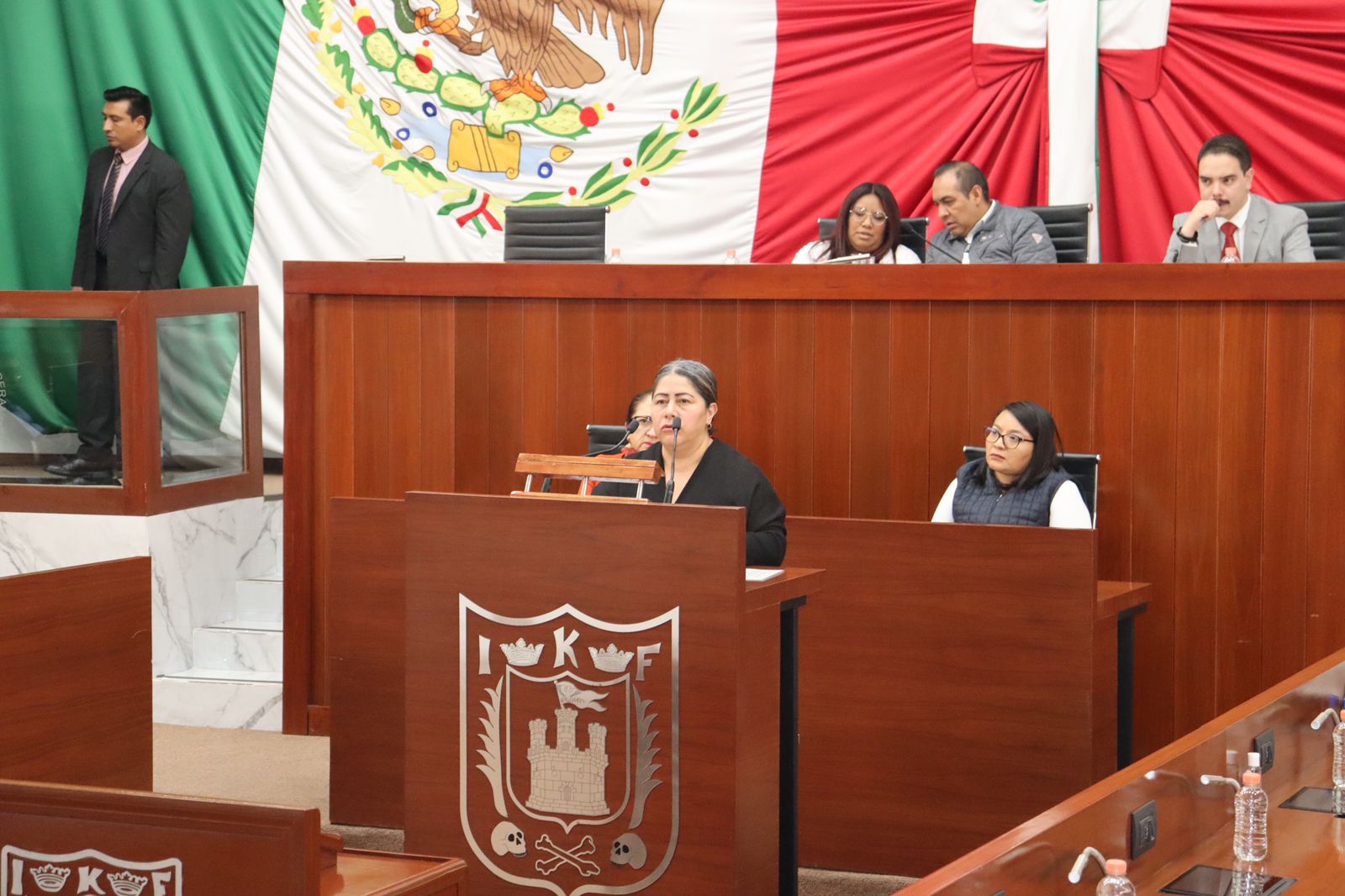 Blanca Águila apoya exhorto para que autoridades de seguridad comparezcan ante Congreso